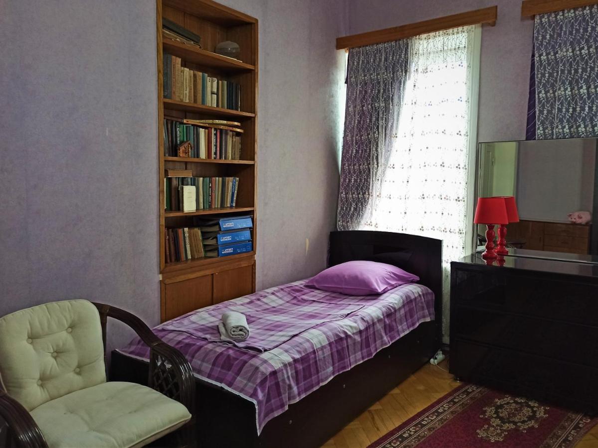 Guesthouse Lilia &Wine Celler Telavi Exterior photo